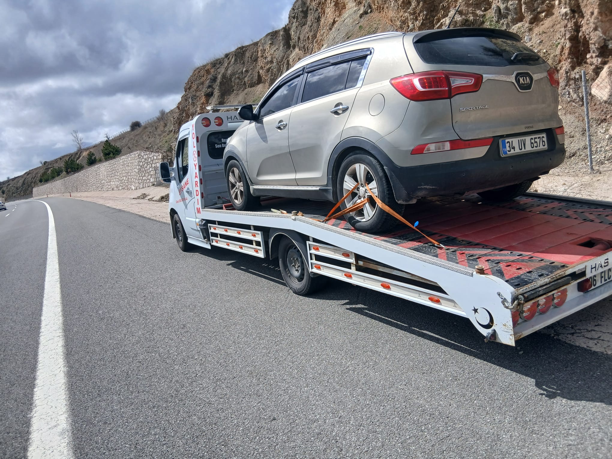 KIA Sportage otoban çekici